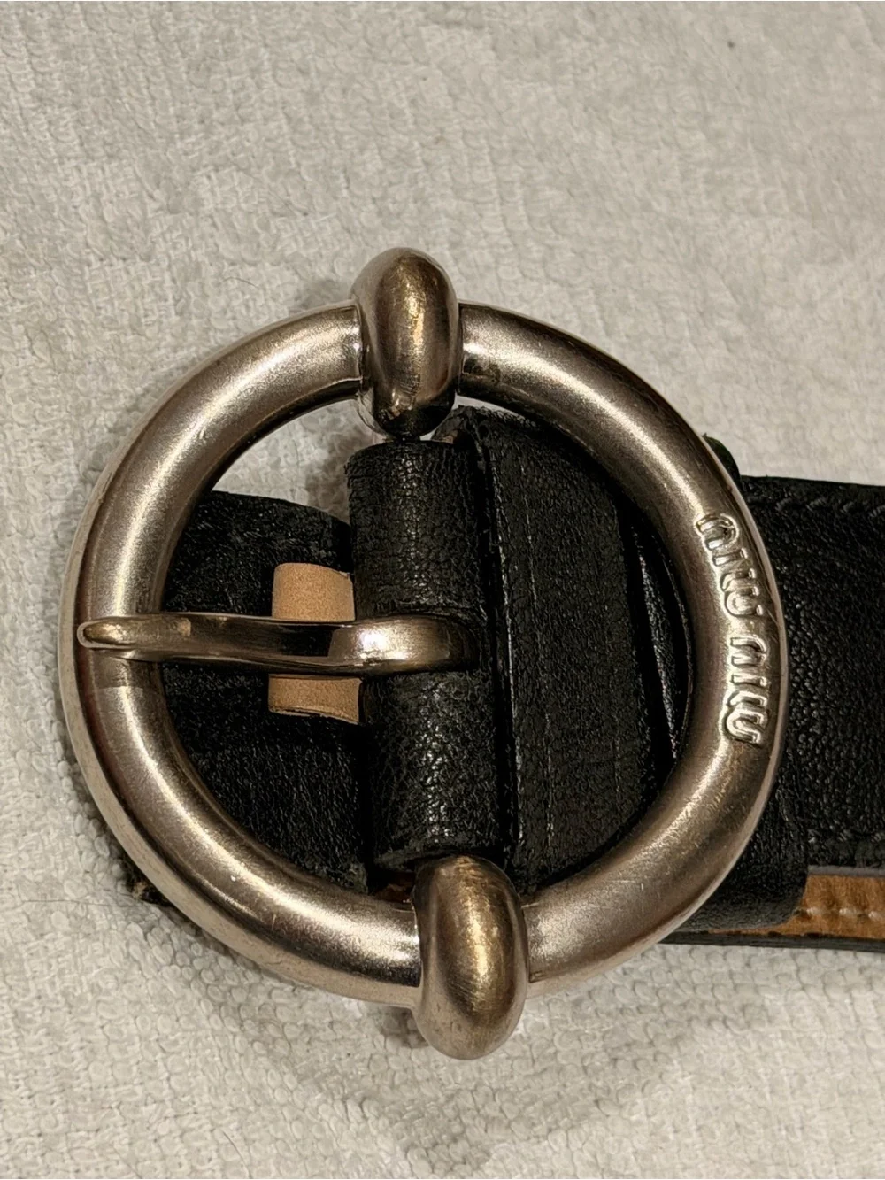 Miu Miu Black Leather Belt with Tan Edge and Round Silver Buckle 85/34